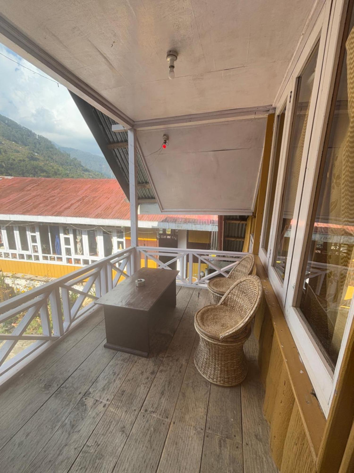 Odyssey'S Darap Eco Retreat Apartment Pelling Exterior photo