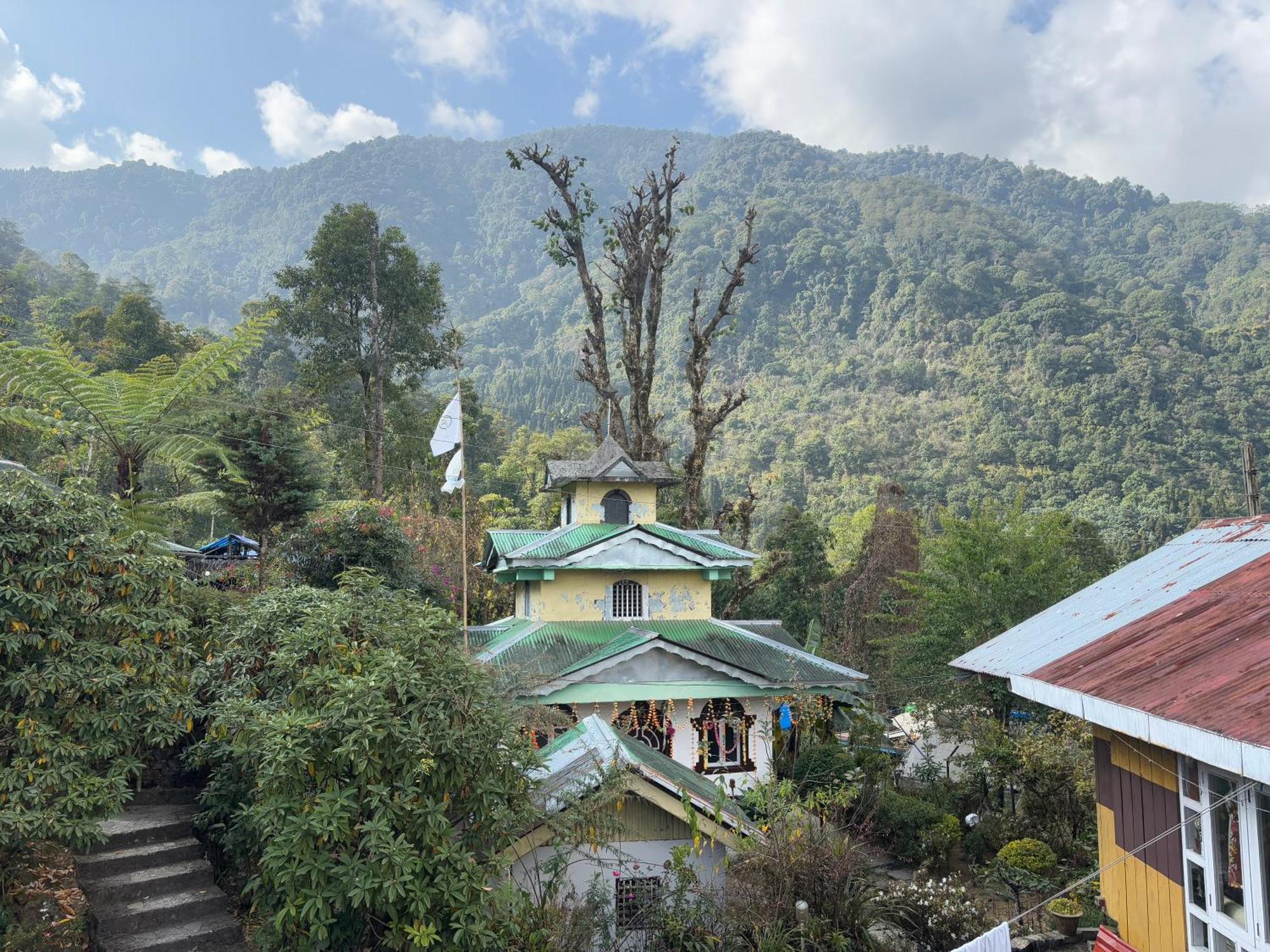 Odyssey'S Darap Eco Retreat Apartment Pelling Exterior photo